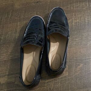 Sperry patterned leather loafers